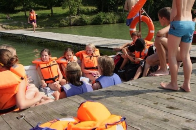 czluchow1212_20120803_1596402385