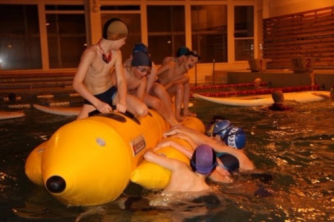 08120813_20081209_2032766478