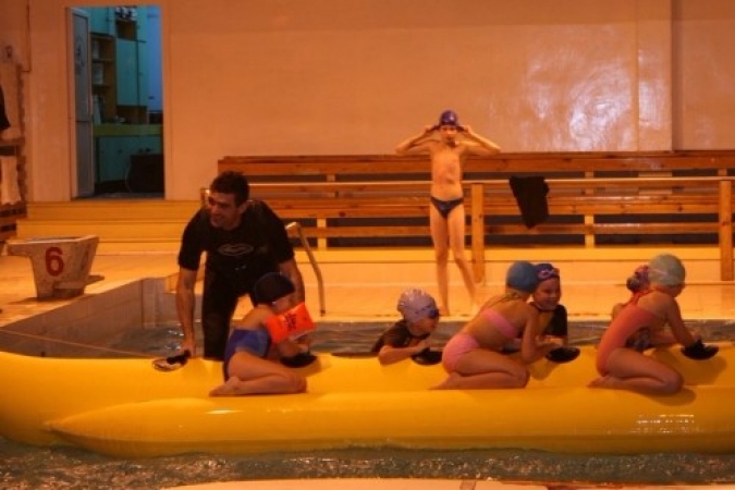 1012086_20081211_1561861371