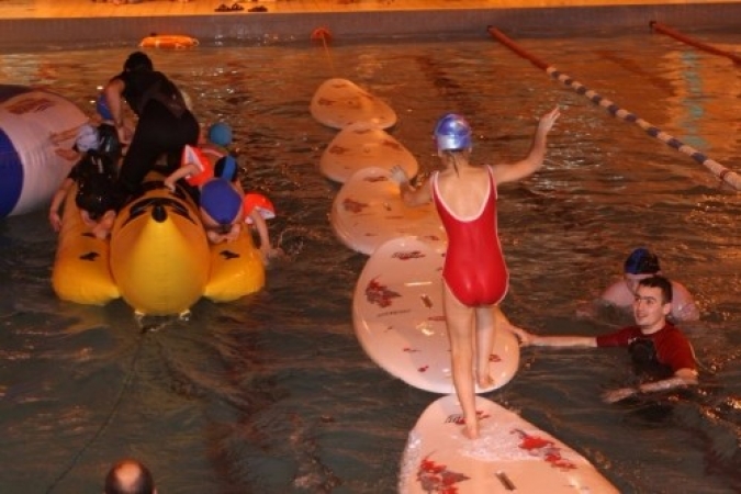 1012087_20081211_1384302126