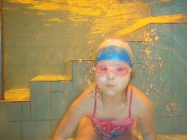 08032027_20080425_1830762973