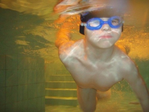 08032030_20080425_1751756034