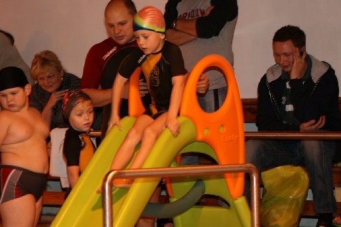 03100815_20081104_1112239628