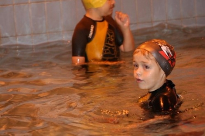 03100819_20081104_1442770813