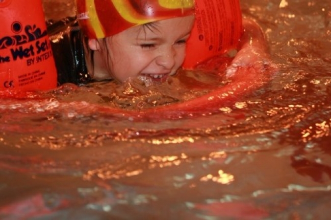 0910087_20081104_1963479811