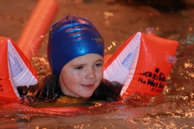 0910088_20081104_1754595616