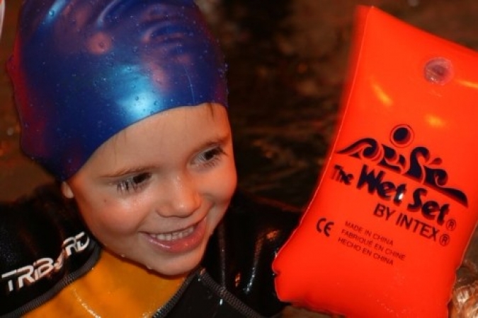 1610086_20081104_1161444009